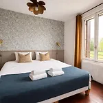 Olive - Centre دوفييل