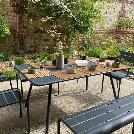 Olive - Centre Ντοβίλ